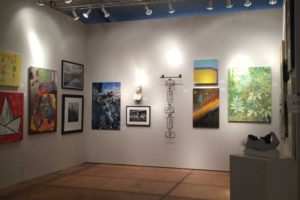 ElaynaTobySinger_ToolinAround-booth-(002)